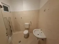 Izdavanje, trosoban stan, 122m², Centar, Novi Sad - image 17