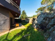 Izdavanje, trosoban stan, 140m², Centar, Podgorica - image 21