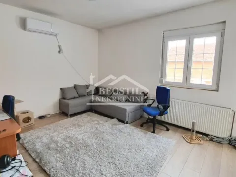 Sale, house, 220m², Palilula Sve Podlokacije, Beograd - image 9