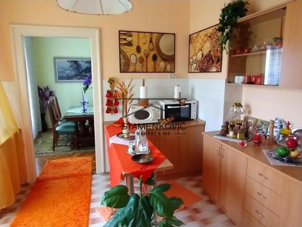 Prodaja, kuća, 111m², Senta, Srbija