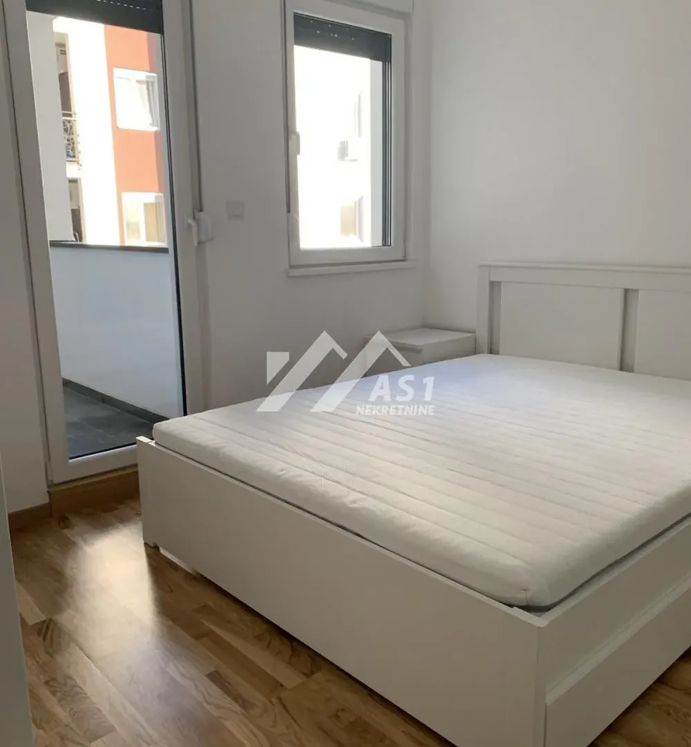 Izdavanje, dvosoban stan, 46m², Adamovićevo Naselje, Novi Sad Sve Podlokacije