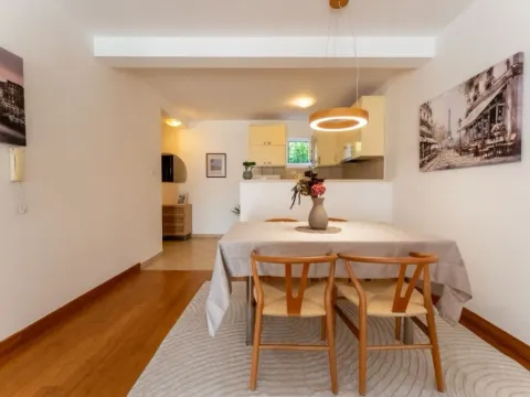 Prodaja, dvosoban stan, 68m², Budva, Crna Gora - image 8