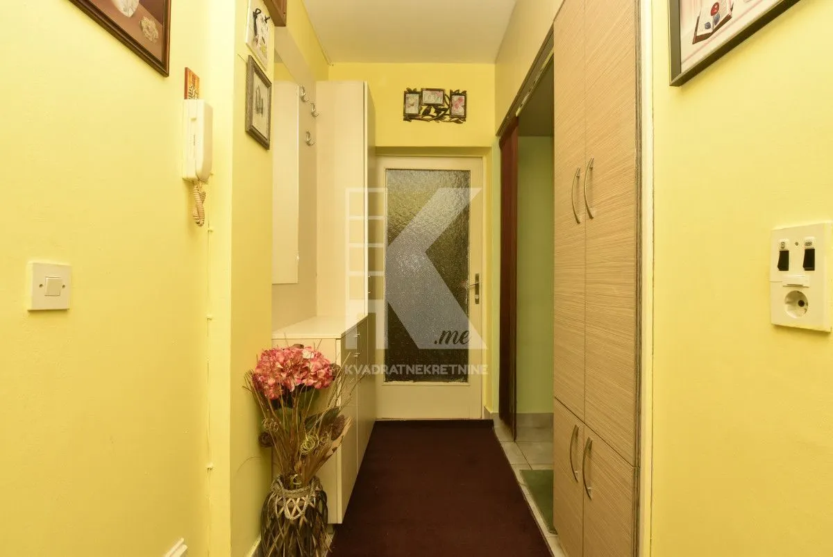 Prodaja, garsonjera, 30m², Lepa Kata, Podgorica