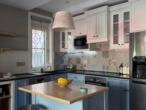 Sale, three bedroom apartment, 90m², Južni Bulevar, Vračar Sve Podlokacije - image 7