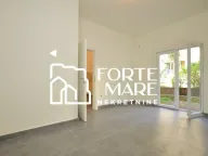 Sale, two bedroom apartment, 74m², Đenovići, Herceg Novi - image 4