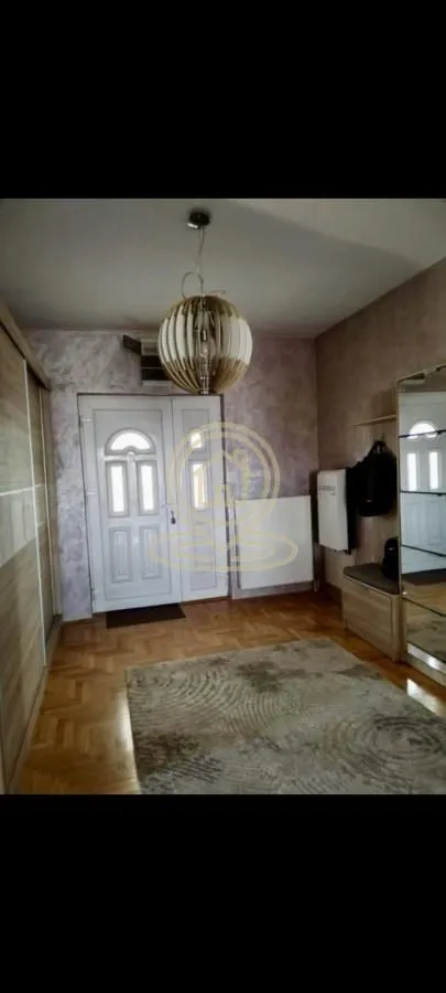 Rent, house, 100m², Palilula, Niš