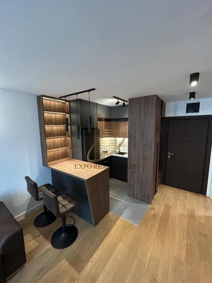 Izdavanje, jednosoban stan, 42m², Sajmište, Novi Sad