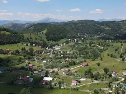 Zemljište in Veruša