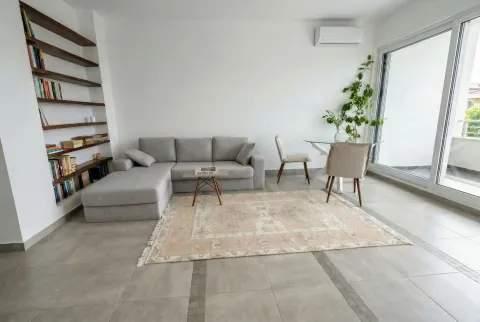 Sale, two bedroom apartment, 68m², Budva, Crna Gora - image 15