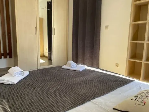 Rent, three bedroom apartment, 80m², Budva, Crna Gora - image 6