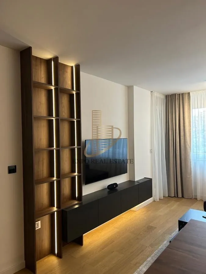Izdavanje, jednosoban stan, 42m², Sajmište, Novi Sad