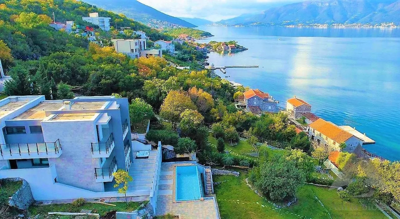 Prodaja, kuća, 770m², Tivat, Crna Gora