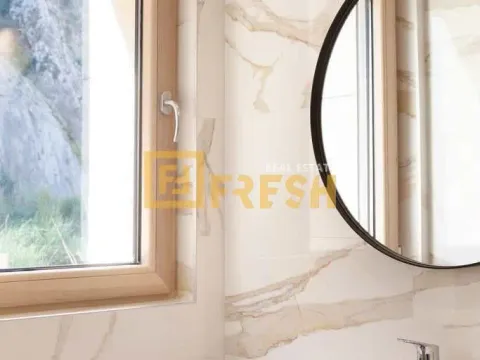 Prodaja, četvorosoban stan, 253m², Kotor, Crna Gora - image 26