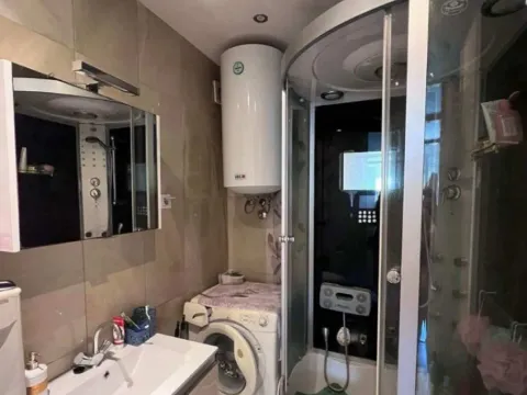 Izdavanje, jednosoban stan, 49m², Centar, Bar - image 7