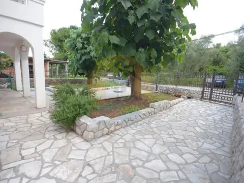 Sale, house, 253m², Krašići, Tivat