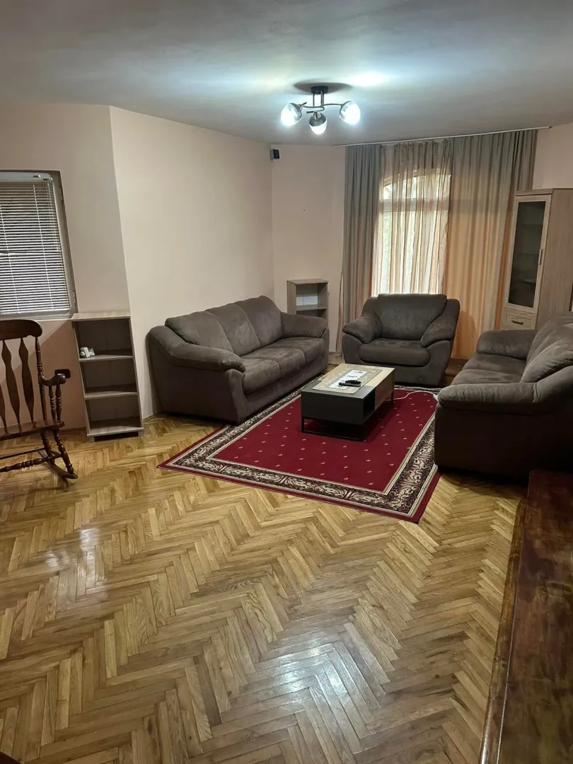 Rent, house, 200m², Donja Gorica, Podgorica