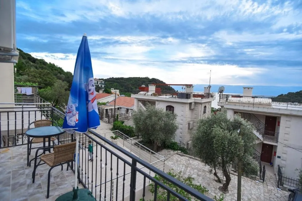 Sale, house, 179m², Petrovac, Budva