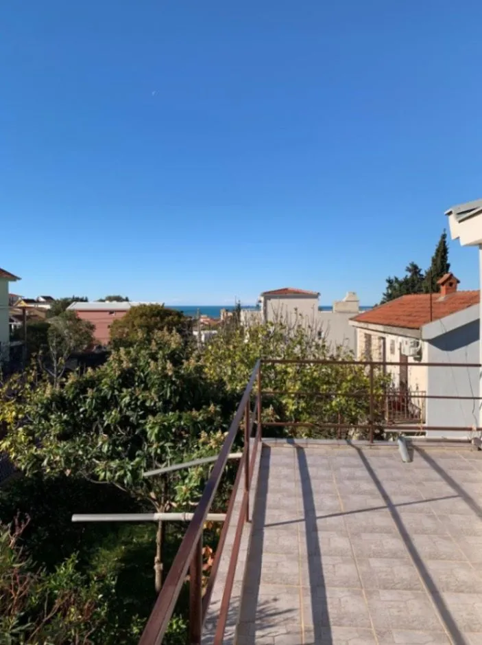Prodaja, kuća, 180m², Dobre Vode, Bar