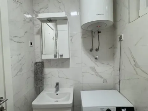 Izdavanje, garsonjera, 25m², Centar, Novi Sad - image 7