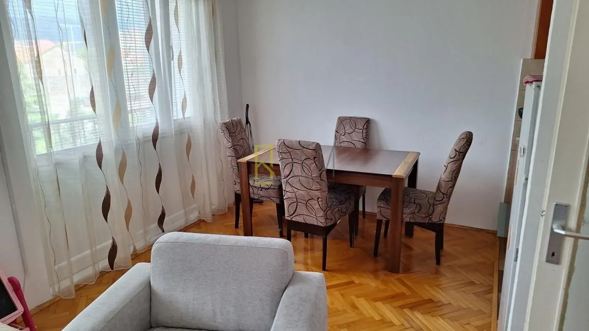 Prodaja, dvosoban stan, 71m², Drpe Mandića, Podgorica