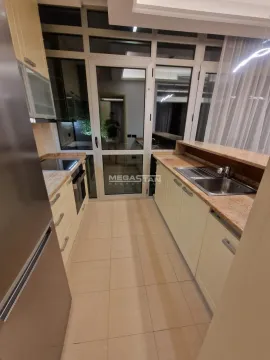 Rent, four bedroom apartment, 148m², Savski Venac, Beograd - image 12