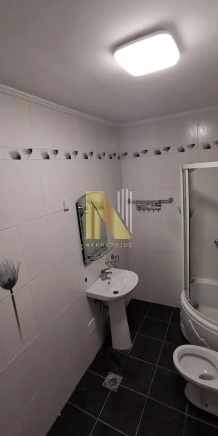 Izdavanje, dvosoban stan, 54m², Nova Detelinara, Novi Sad Sve Podlokacije