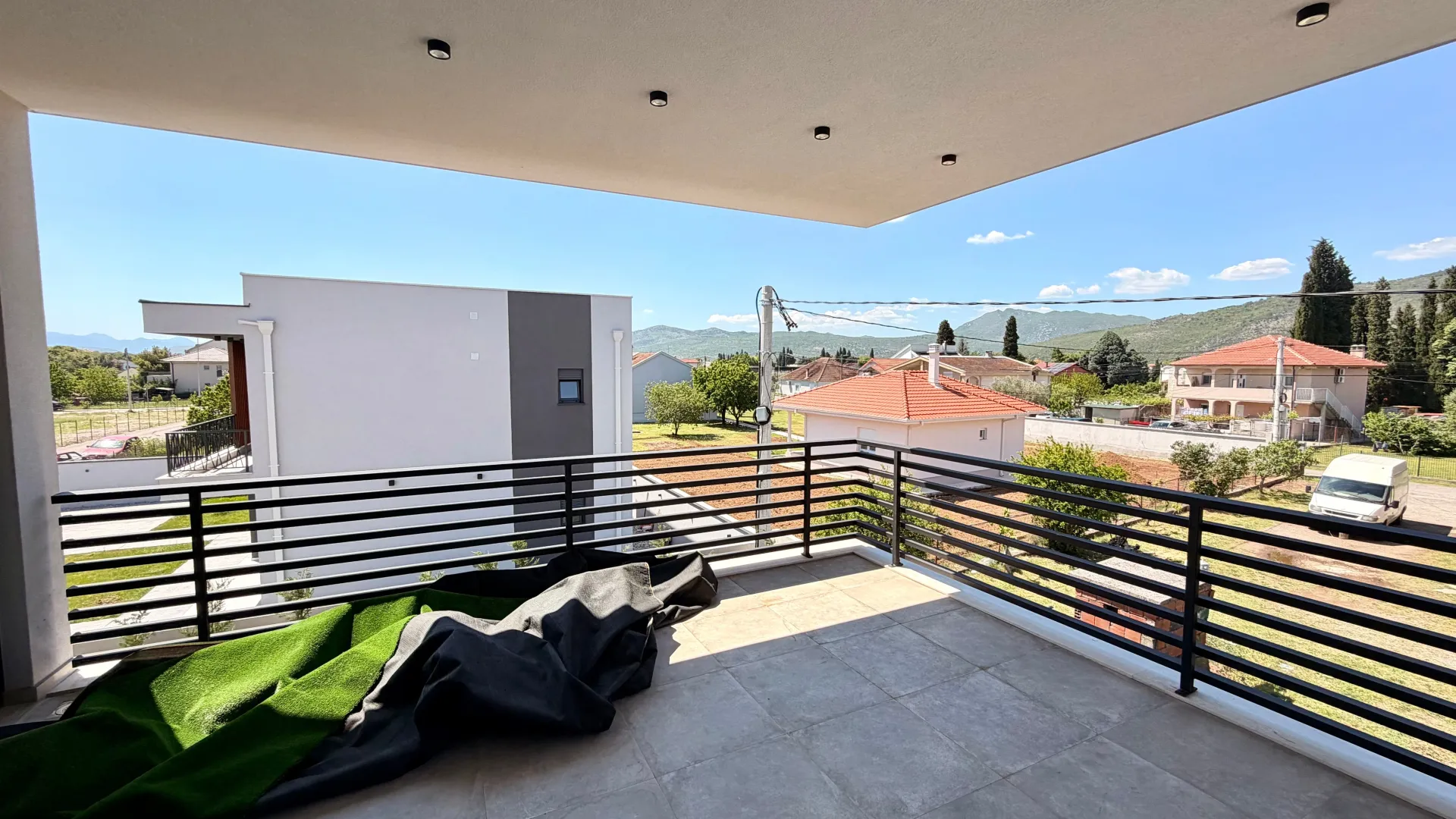 Rent, house, 225m², Gornja Gorica, Podgorica