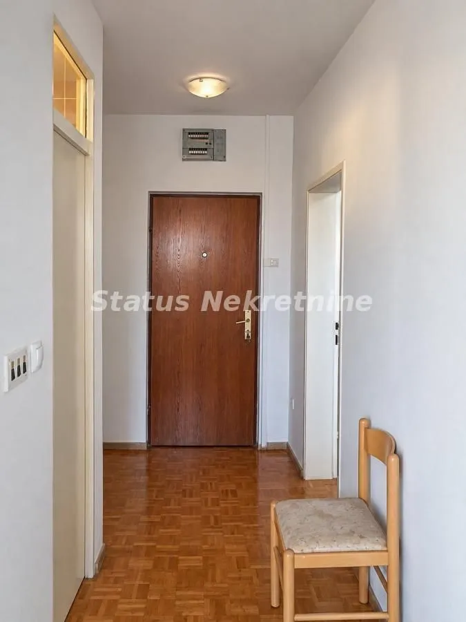 Prodaja, jednosoban stan, 35m², Nova Detelinara, Novi Sad Sve Podlokacije
