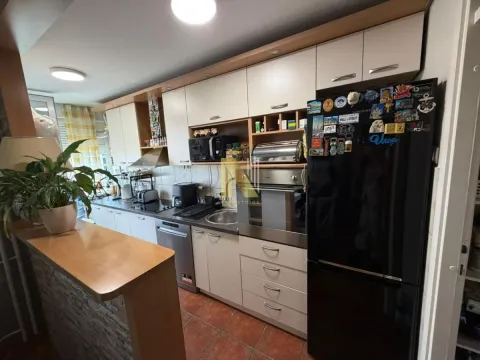 Prodaja, trosoban stan, 76m², Novo naselje, Novi Sad - image 6