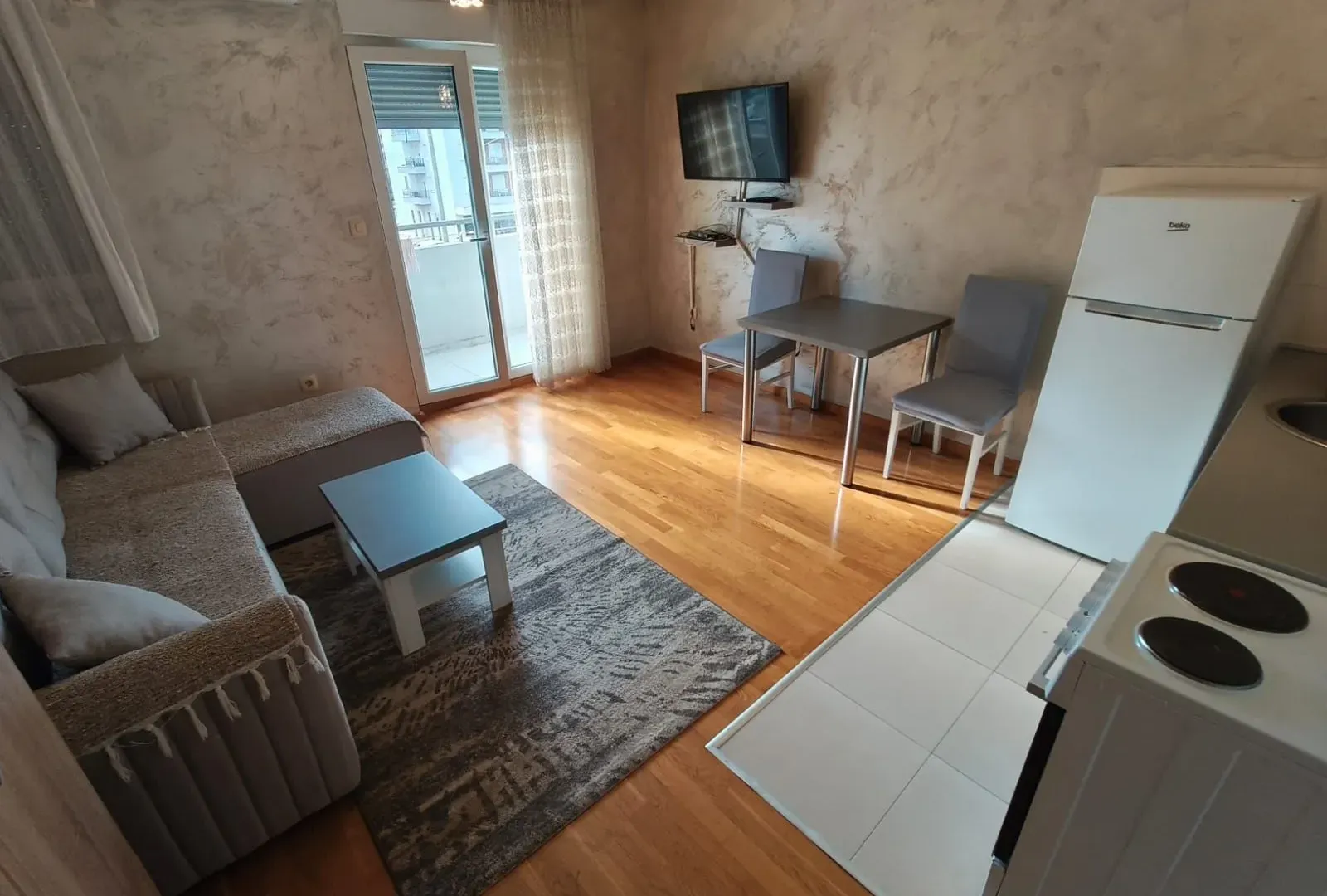 Rent, one bedroom apartment, 30m², Stari Aerodrom, Podgorica