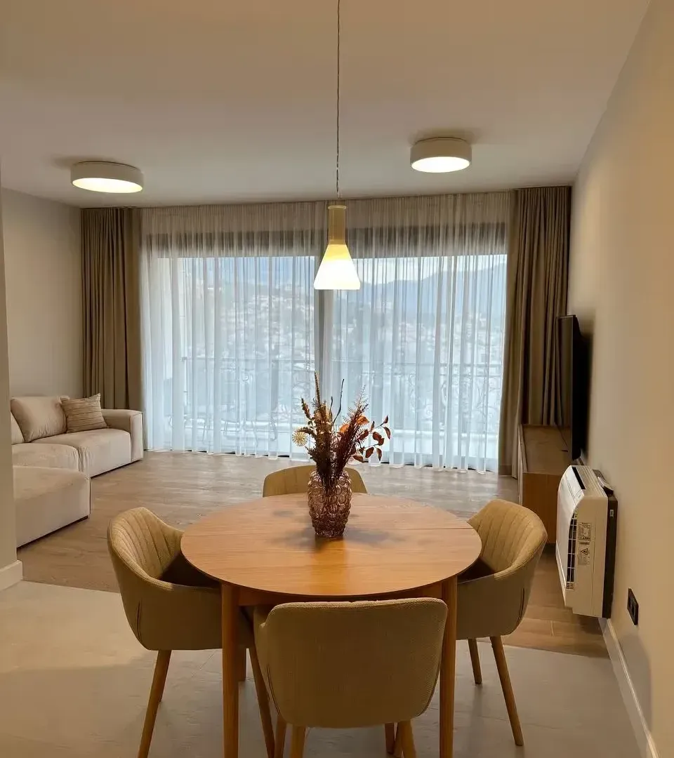 Rent, apartment, 81m², Kotor, Crna Gora
