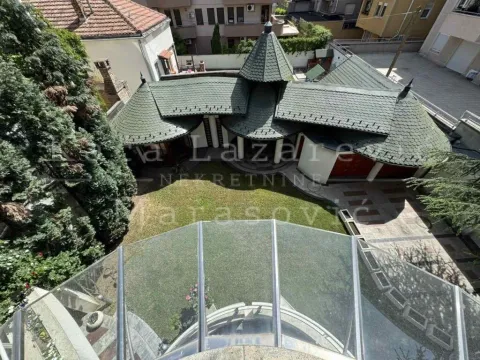 Rent, house, 650m², Autokomanda, Voždovac Sve Podlokacije - image 15