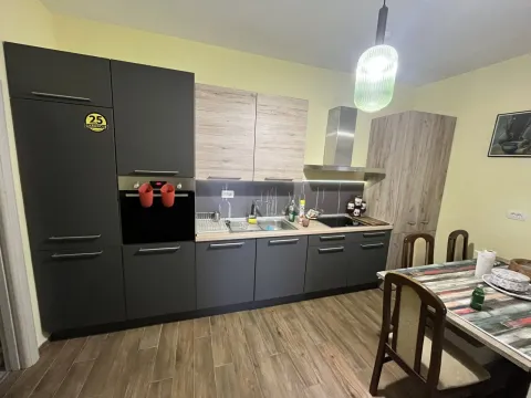 Rent, one bedroom apartment, 70m², Prčanj, Kotor - image 4