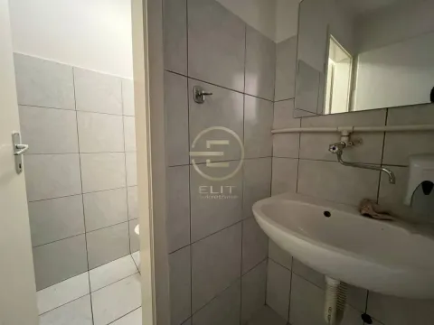 Rent, office space, 47m², Centar, Novi Sad - image 9