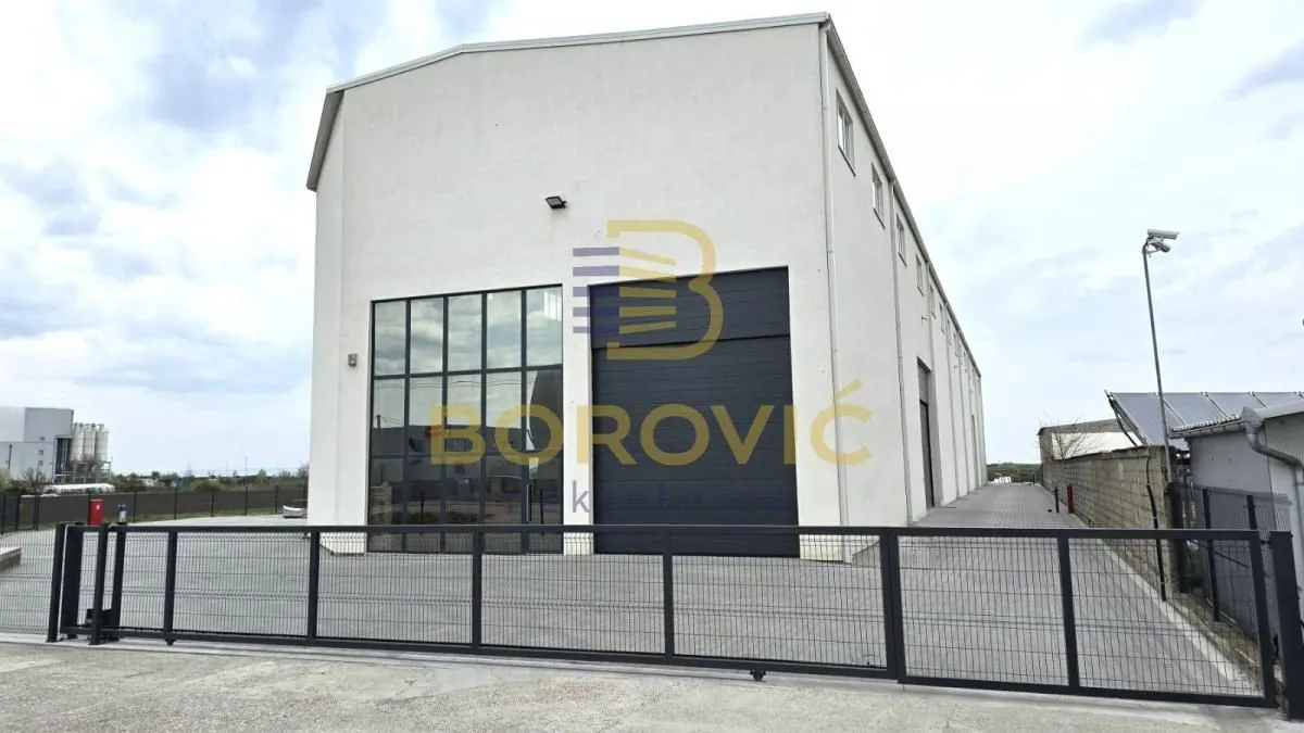 Sale, office space, 1483m², Šimanovci, Pećinci