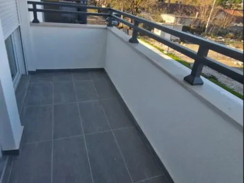 Prodaja, jednosoban stan, 44m², Pobrežje, Podgorica - image 3