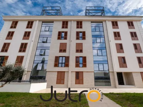 Izdavanje, jednosoban stan, 42m², Podgorica, Crna Gora - image 7