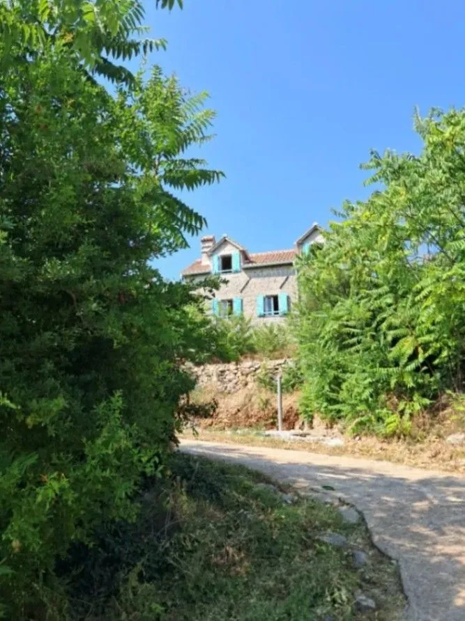 Prodaja, kuća, 132m², Zagora, Kotor
