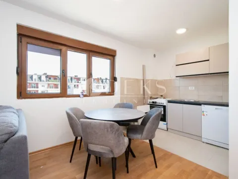 Rent, two bedroom apartment, 56m², Stari Aerodrom, Podgorica - image 4