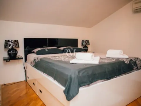 Izdavanje, dvosoban stan, 120m², Sveti Stasije, Kotor - image 7