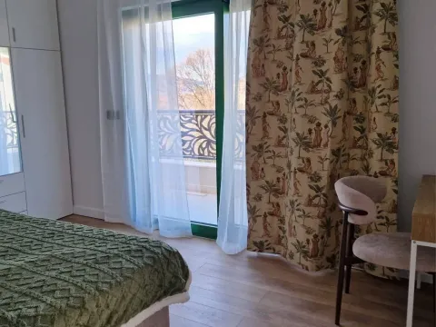 Izdavanje, dvosoban stan, 100m², Donja Lastva, Tivat - image 6