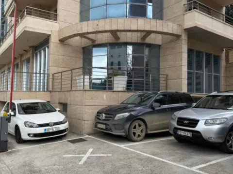 Rent, office space, 151m², Bečići, Budva - image 9