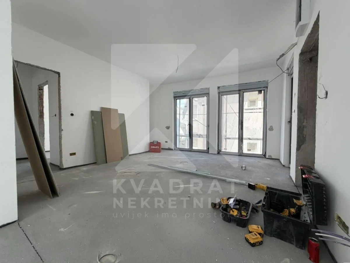 Prodaja, jednosoban stan, 49m², Vezirov Most, Podgorica