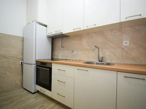 Izdavanje, trosoban stan, 70m², Dalmatinska ulica, Podgorica - image 5