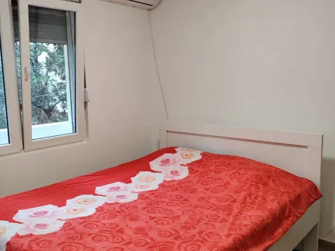 Rent, two bedroom apartment, 68m², Gintaš, Podgorica - image 5