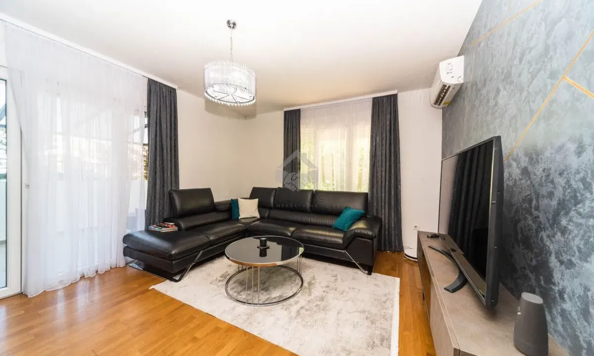 Prodaja, jednosoban stan, 52m², Tološi, Podgorica