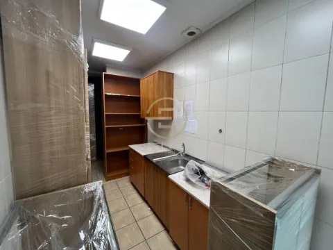 Izdavanje, poslovni prostor, 109m², Bulevar Oslobodjenja, Novi Sad Sve Podlokacije - image 12