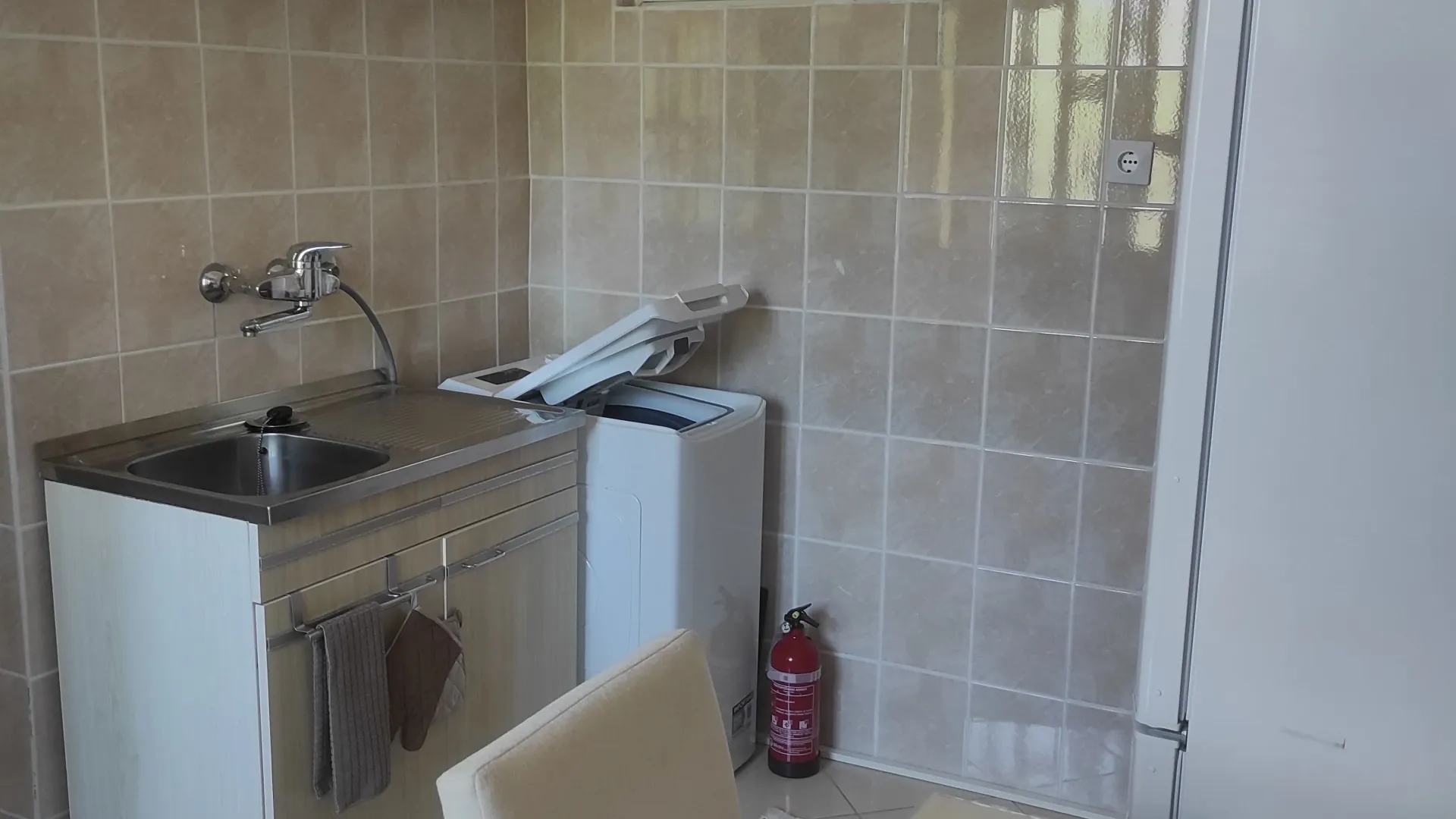 Izdavanje, jednosoban stan, 30m², Luštica, Herceg Novi