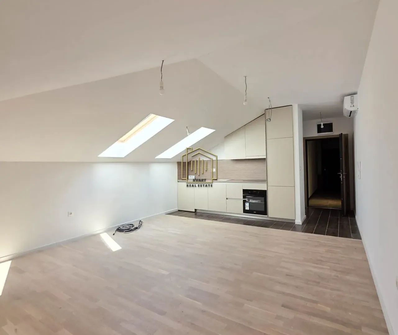 Prodaja, jednosoban stan, 50m², Tološi, Podgorica