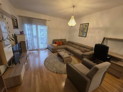 Rent, two bedroom apartment, 72m², Blok 9, Podgorica - image 3